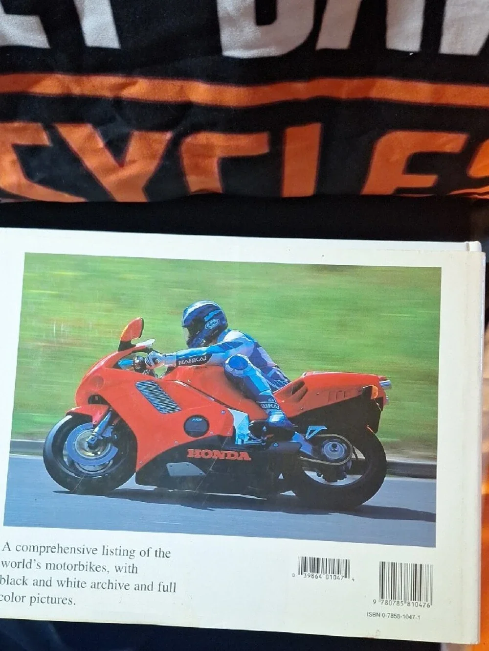 Vintage The Encyclopedia of the Motorcycle by Peter Henshaw